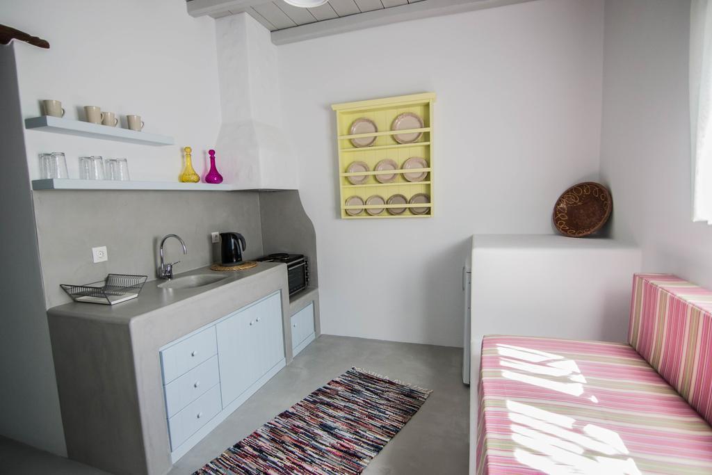 Drimoni Boutique Aparthotel Chora  Bilik gambar