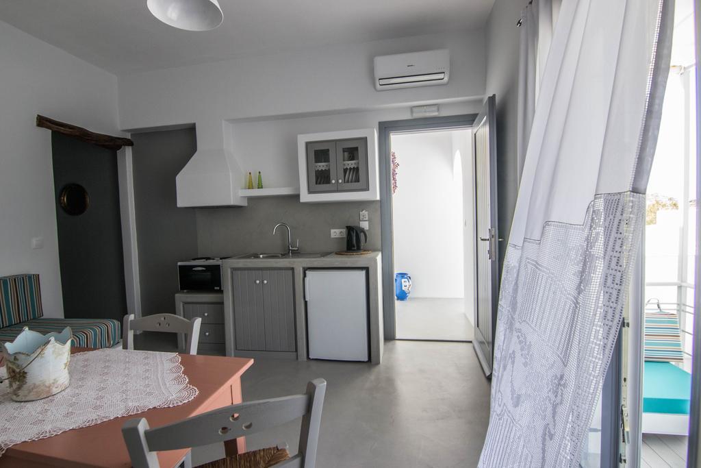Drimoni Boutique Aparthotel Chora  Bilik gambar